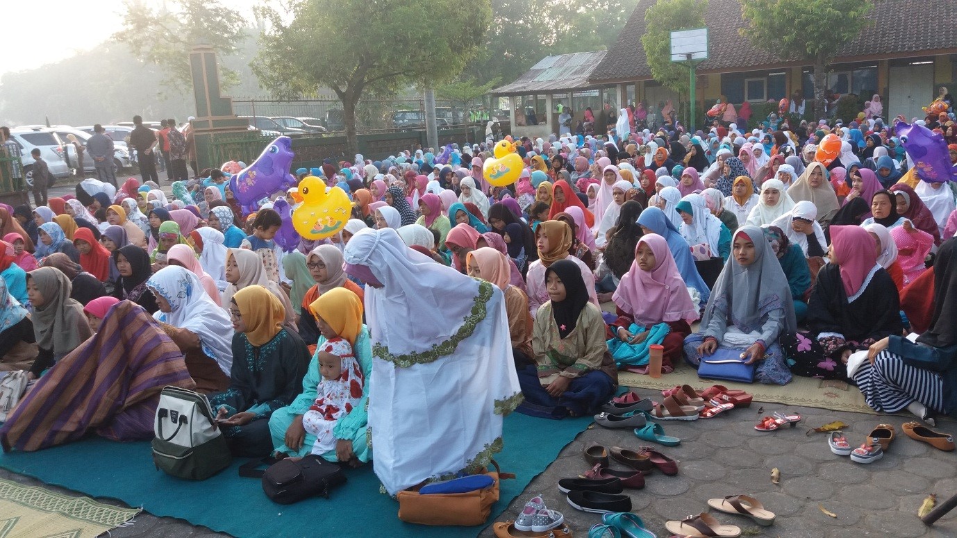 Suasana Solat Ied